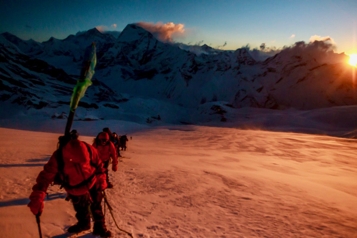 Mera Peak (with helicopter return)