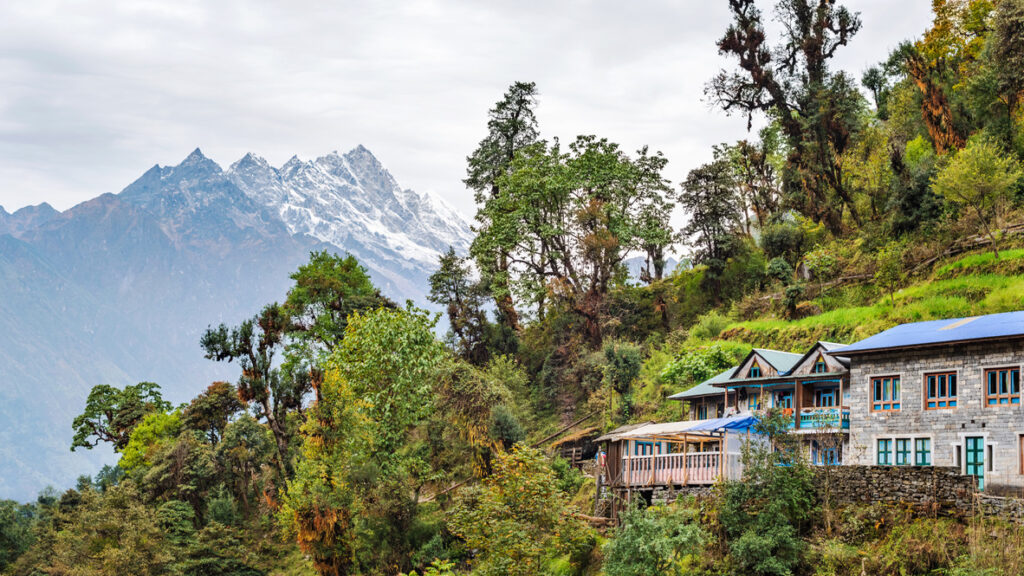 trekking to mera peak