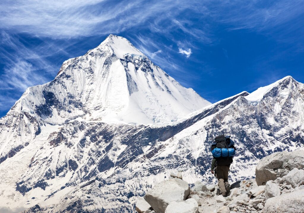dhaulagiri trek