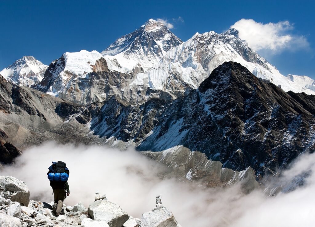 everest base camp gokyo lakes trek