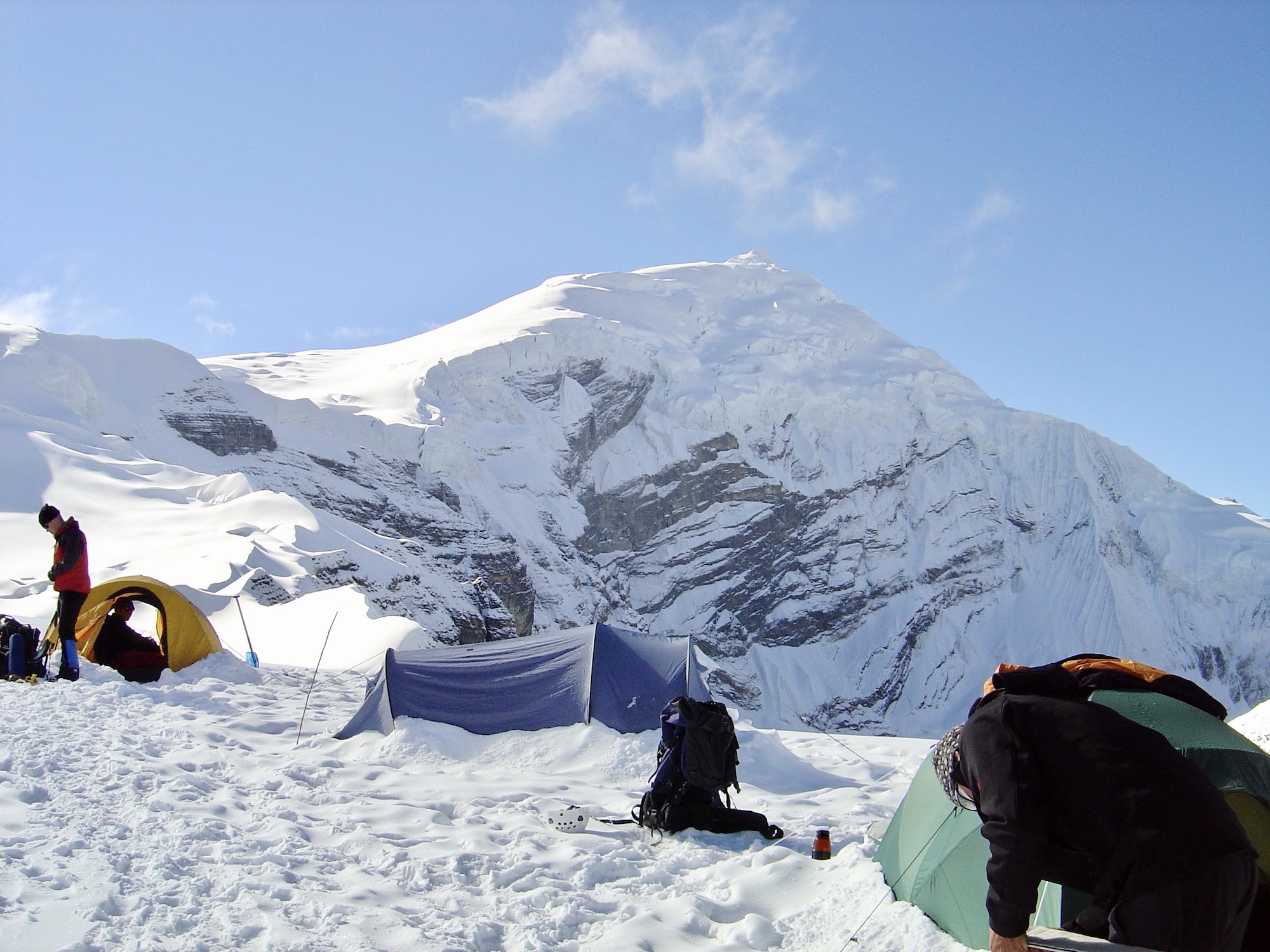 chulu west advanced base camp