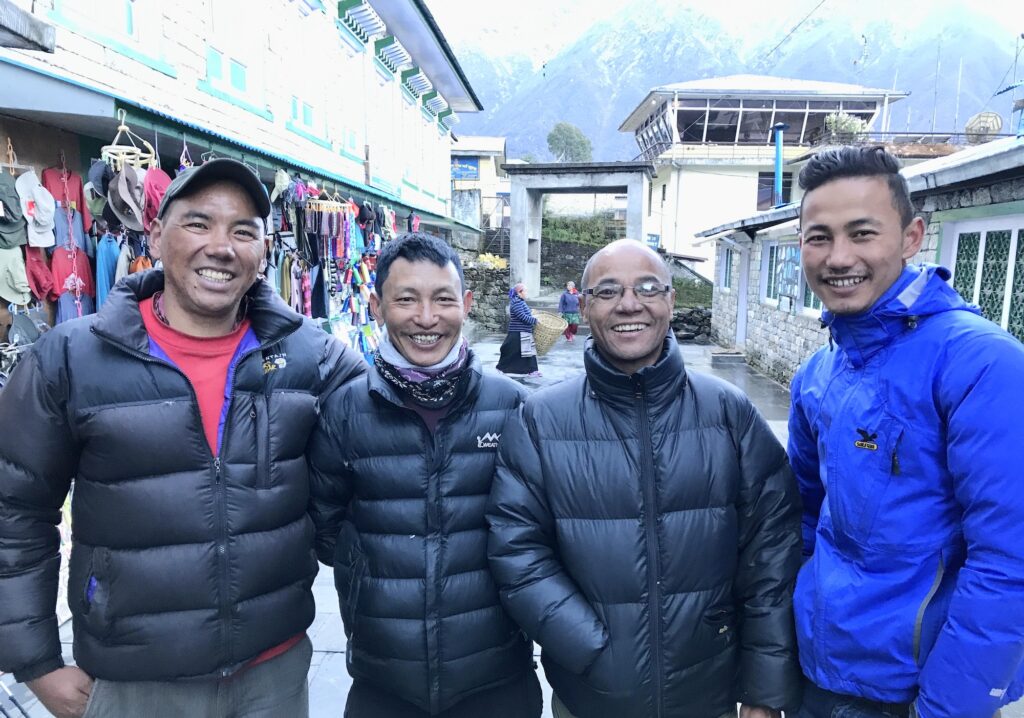 everest base camp trek sherpa guides