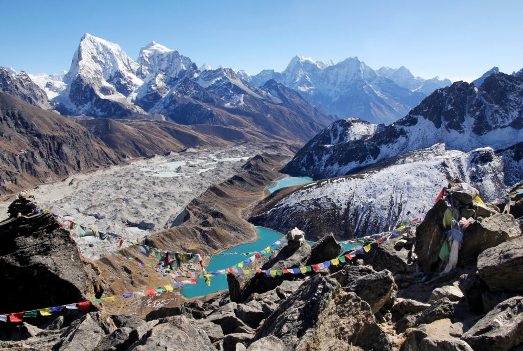 gokyo lakes trek