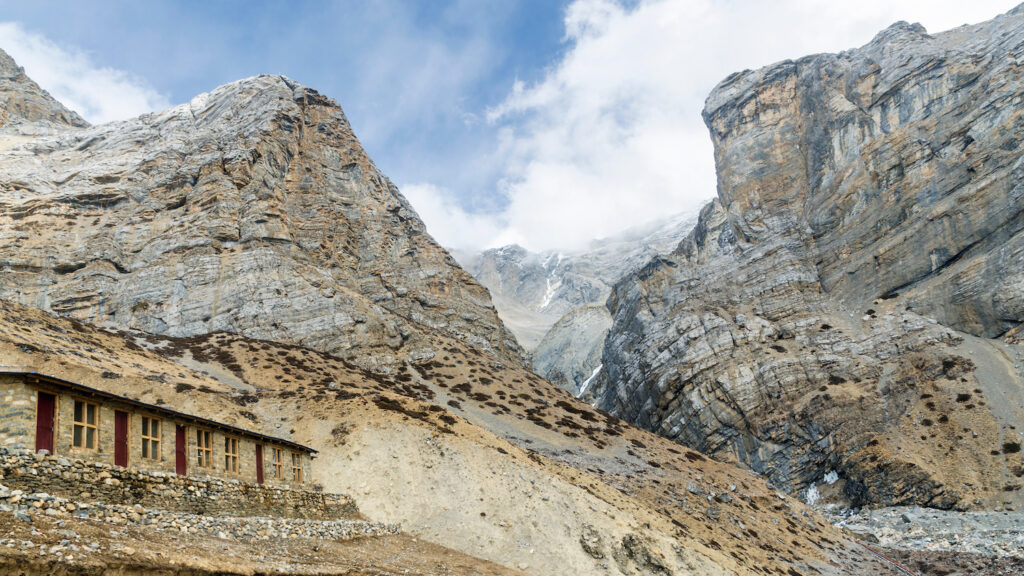 thorung phedi on the annapurna circuit