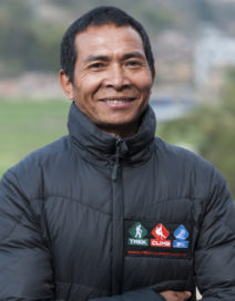trek climb ski nepal team